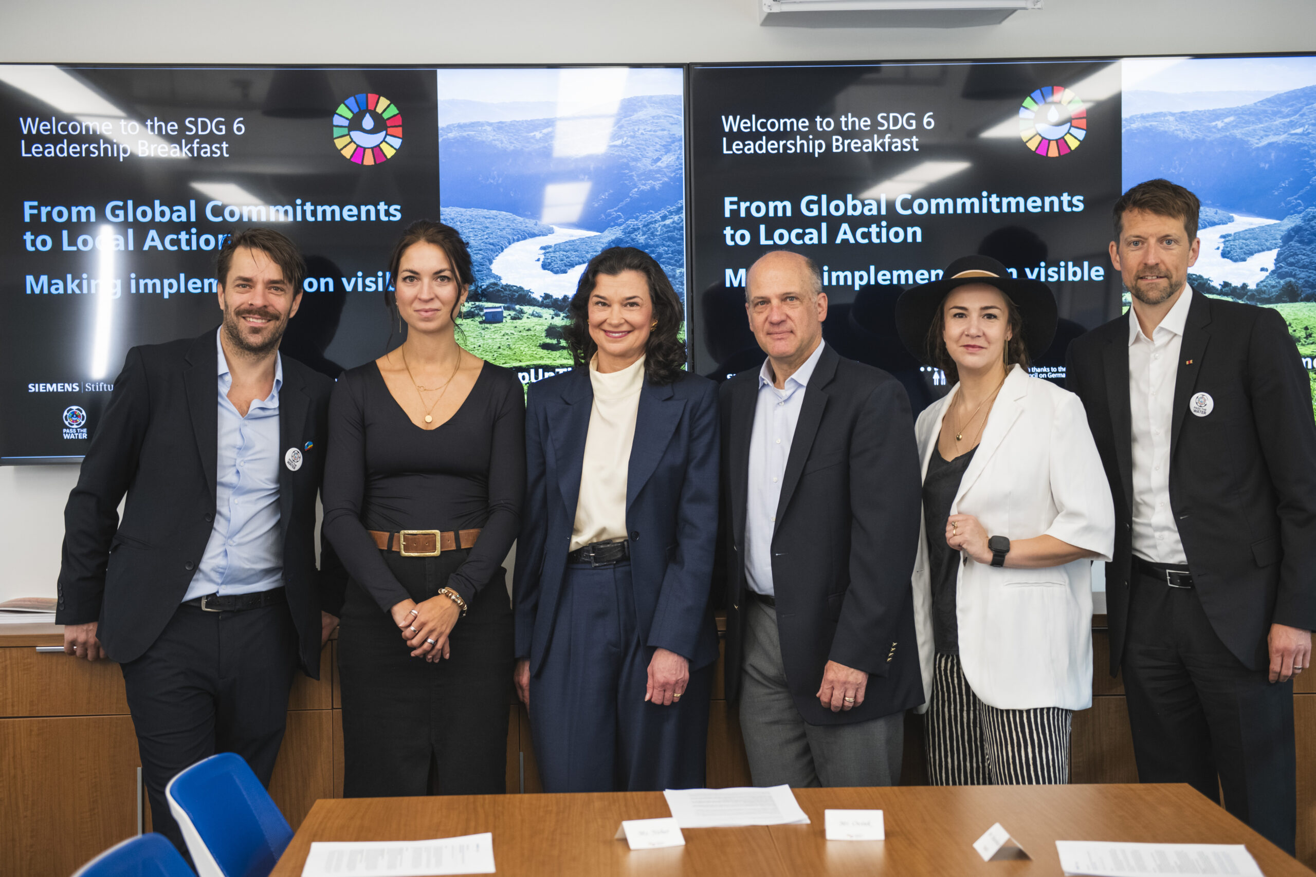 Johannes Rueck, German WASH Network, Nina Smidt Siemens Stiftung, Steven E. Sokol vom American Council on Germany, Thilo Panzerbieter, German WASH Network und Agnes Fritz von Viva von Agua